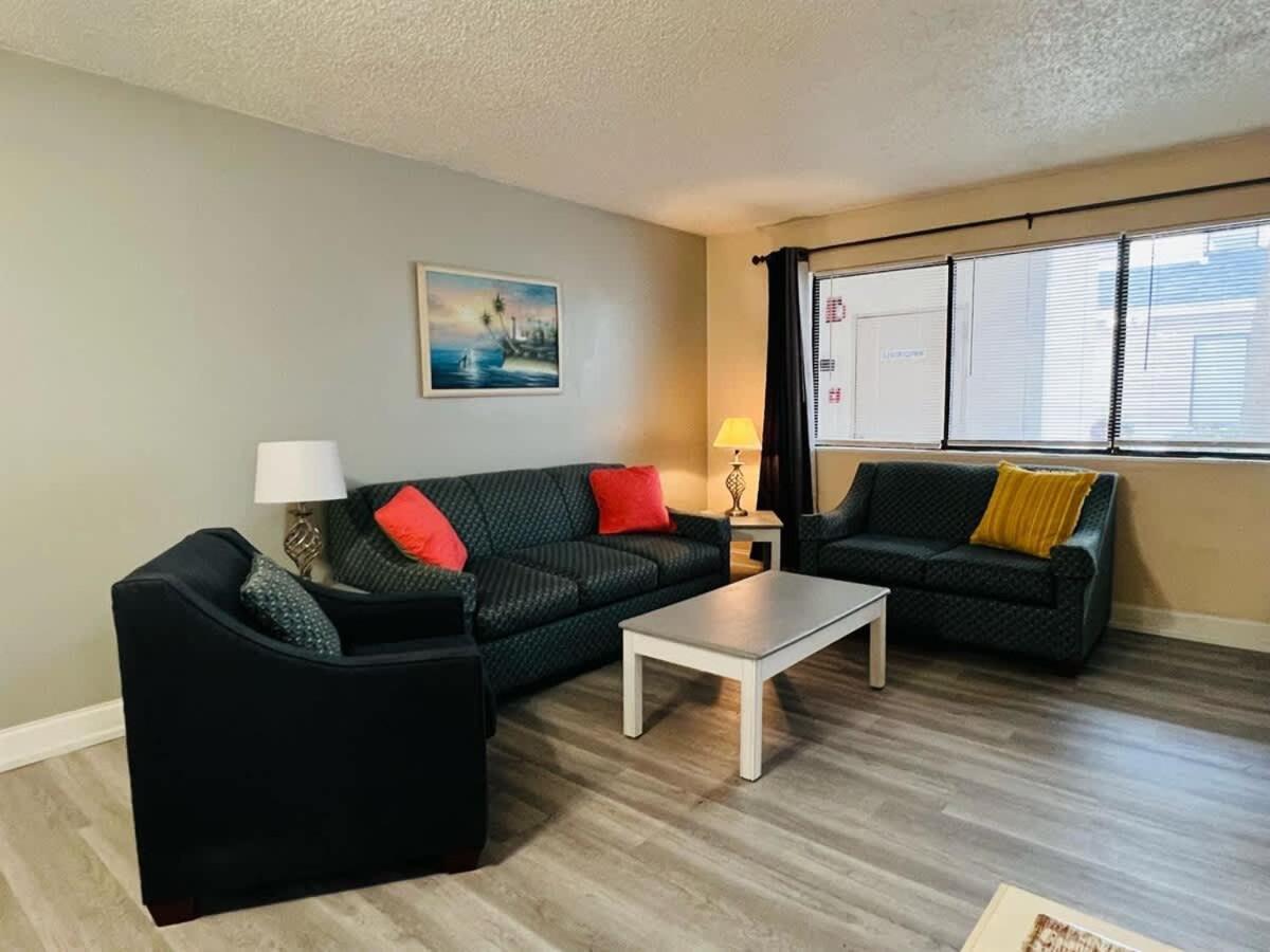 *A Family Retreat*Pool*Steps To The Beach*Approved Dogs*D18-9 Myrtle Beach Extérieur photo